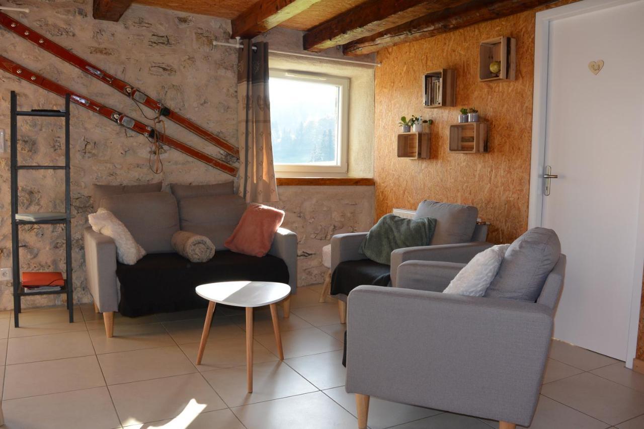 Gites Tre Le Grenier Les Moussieres Exterior photo